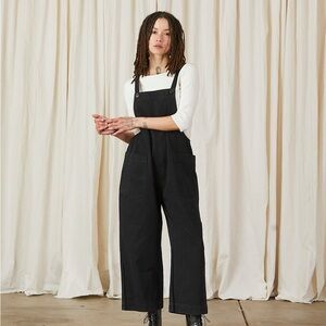 Ali Golden Overall Jumper Black Size Large